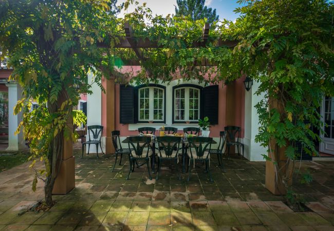 Villa in Sesimbra - Quinta do Peru Golf Retreat Villa in Sesimbra - Quinta do Peru Golf Retreat