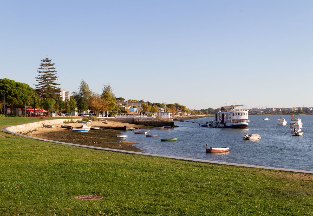 Ferienwohnung in Seixal - Seixal Bay Apartments - Loft Ferienwohnung in Seixal - Seixal Bay Apartments - Loft