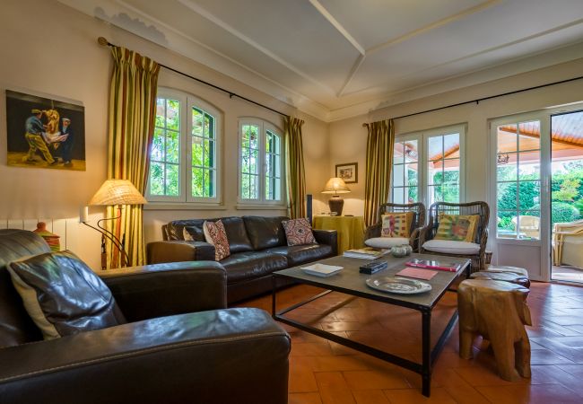 Villa in Sesimbra - Quinta do Peru Golf Retreat Villa in Sesimbra - Quinta do Peru Golf Retreat